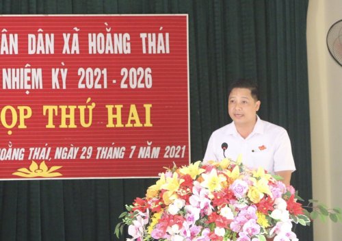 Đồng chí Lê Bá Hải - HUV - Bí thư đảng uỷ - Chủ tịch HĐND xã phát biểu khai mạc hội nghị.jpeg